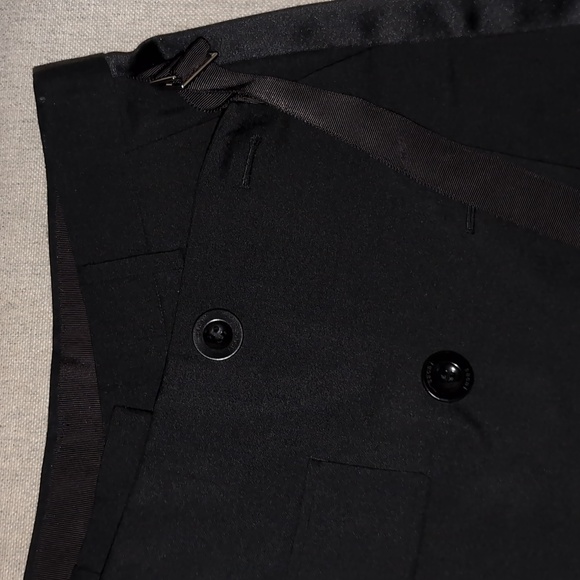 SACAI Tuxedo Wool blend Suiting Shorts! Black. HOLTS US Approx 6/8 US sizing. - Picture 5 of 16